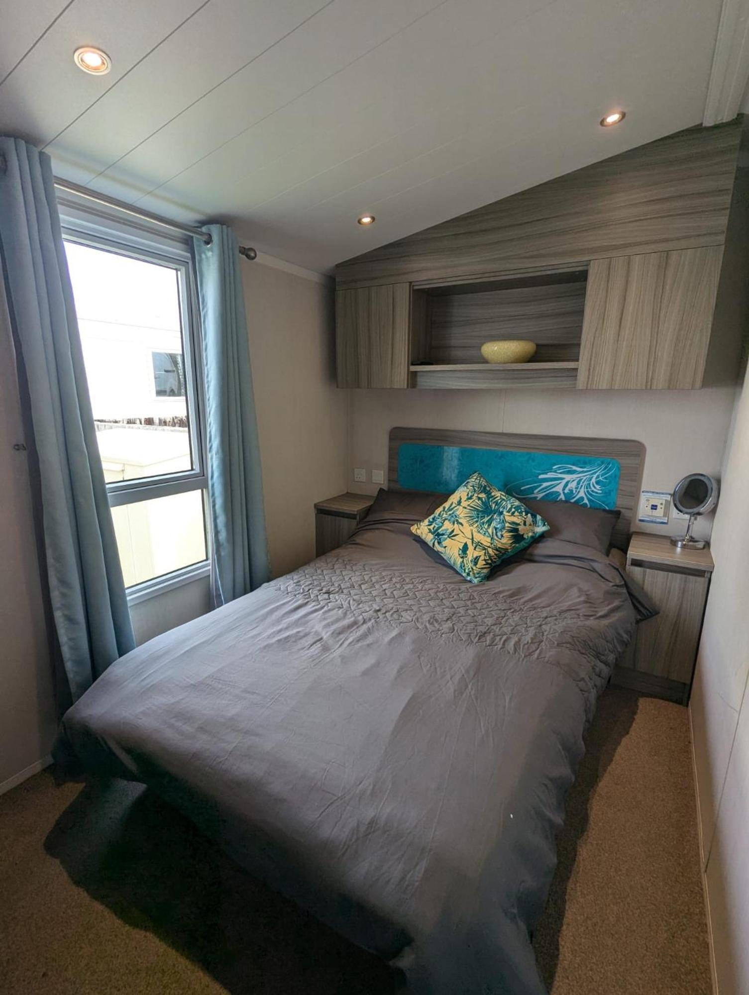 Beautifully Presented Dog Friendly Caravan On Very Popular Littlesea Holiday Haven Park Weymouth Wyke Regis Exteriér fotografie